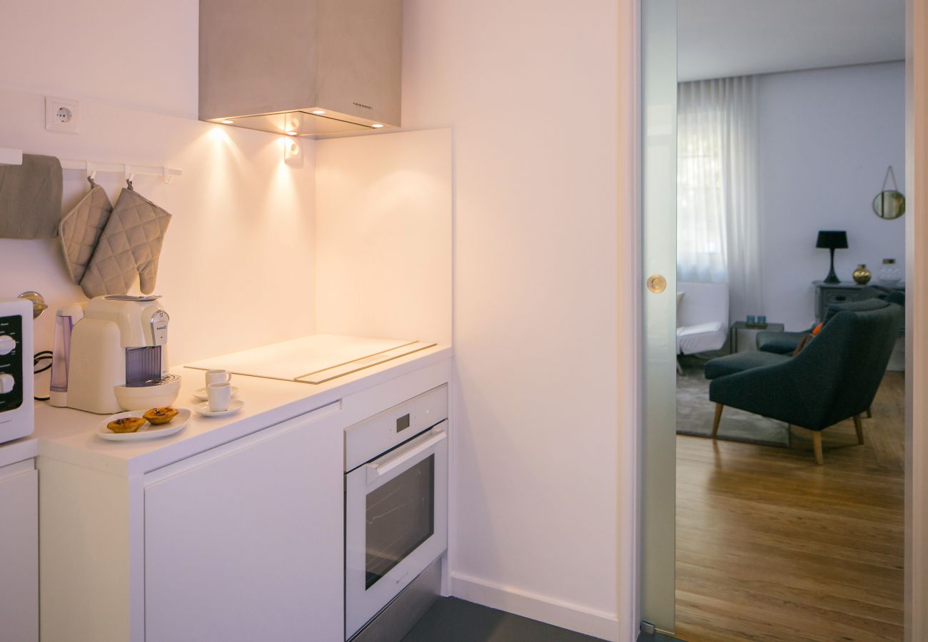 Apartamento em Lisboa - Refúgio com Terraço no Centro de Lisboa - TTL300