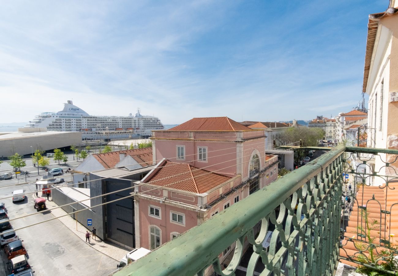 Apartamento em Lisboa - Confortável Apartamento em Alfama com Vista para o Rio - TTL126