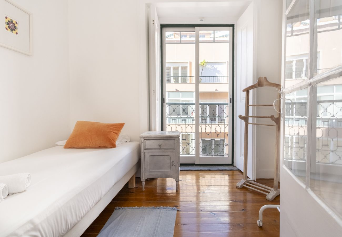 Apartamento em Lisboa - Apartamento com Terraço Privado no Centro de Lisboa - TTL317