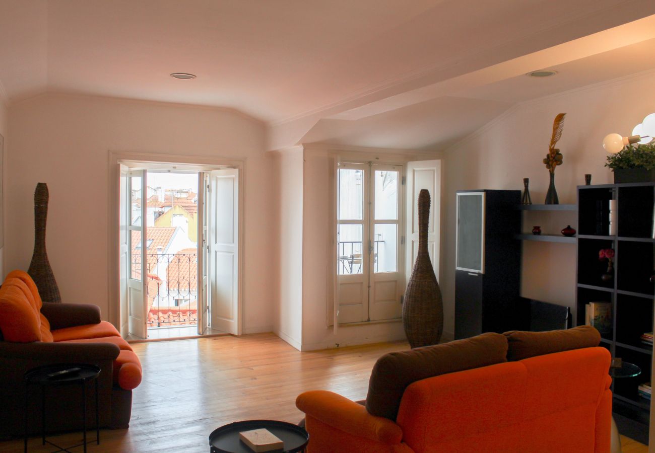 Apartamento em Lisboa - Apartamento em Alfama com varanda - TTL37