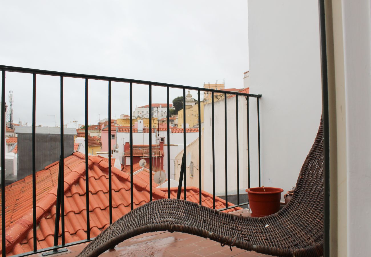 Apartamento em Lisboa - Apartamento em Alfama com varanda - TTL37