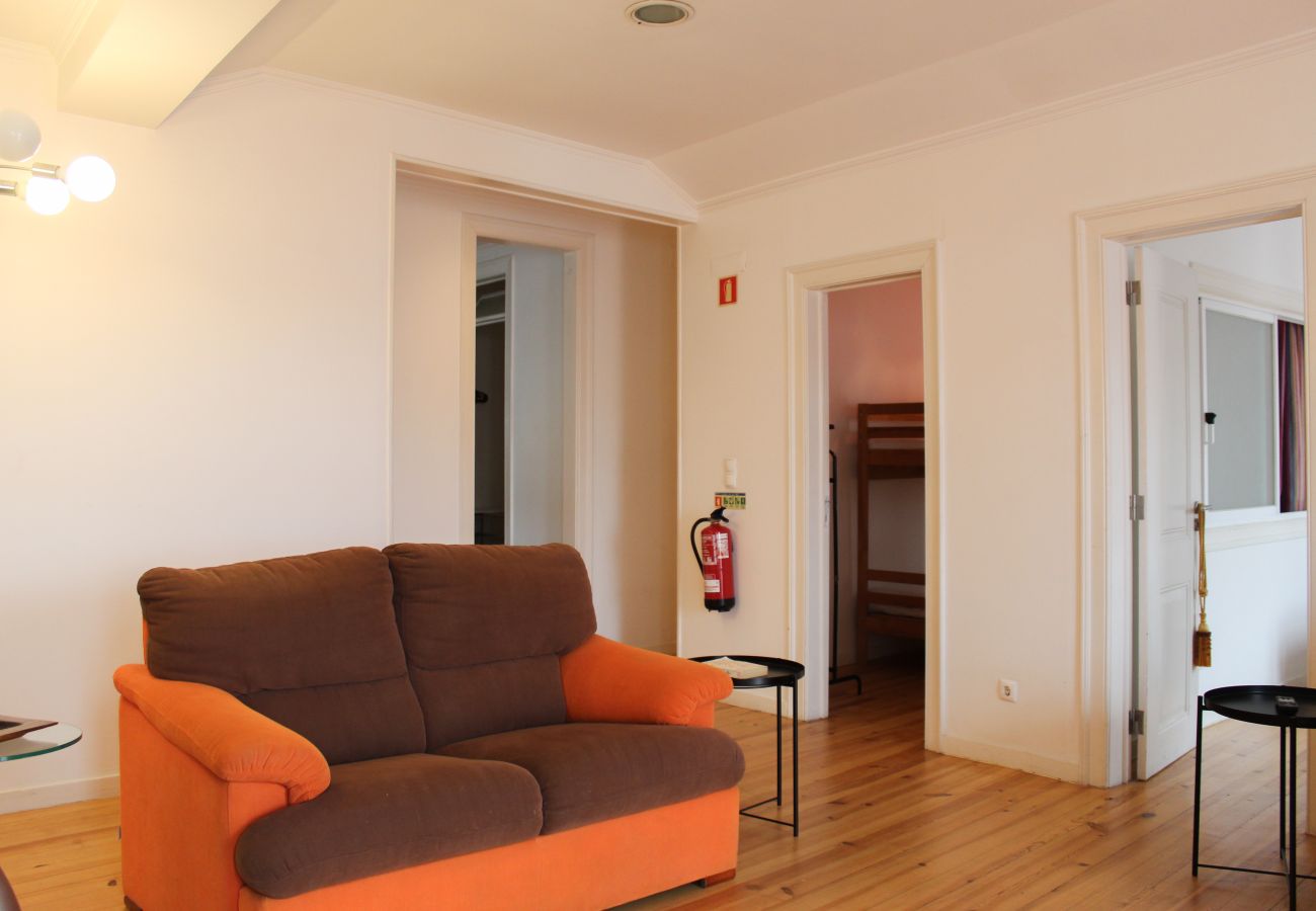 Apartamento em Lisboa - Apartamento em Alfama com varanda - TTL37