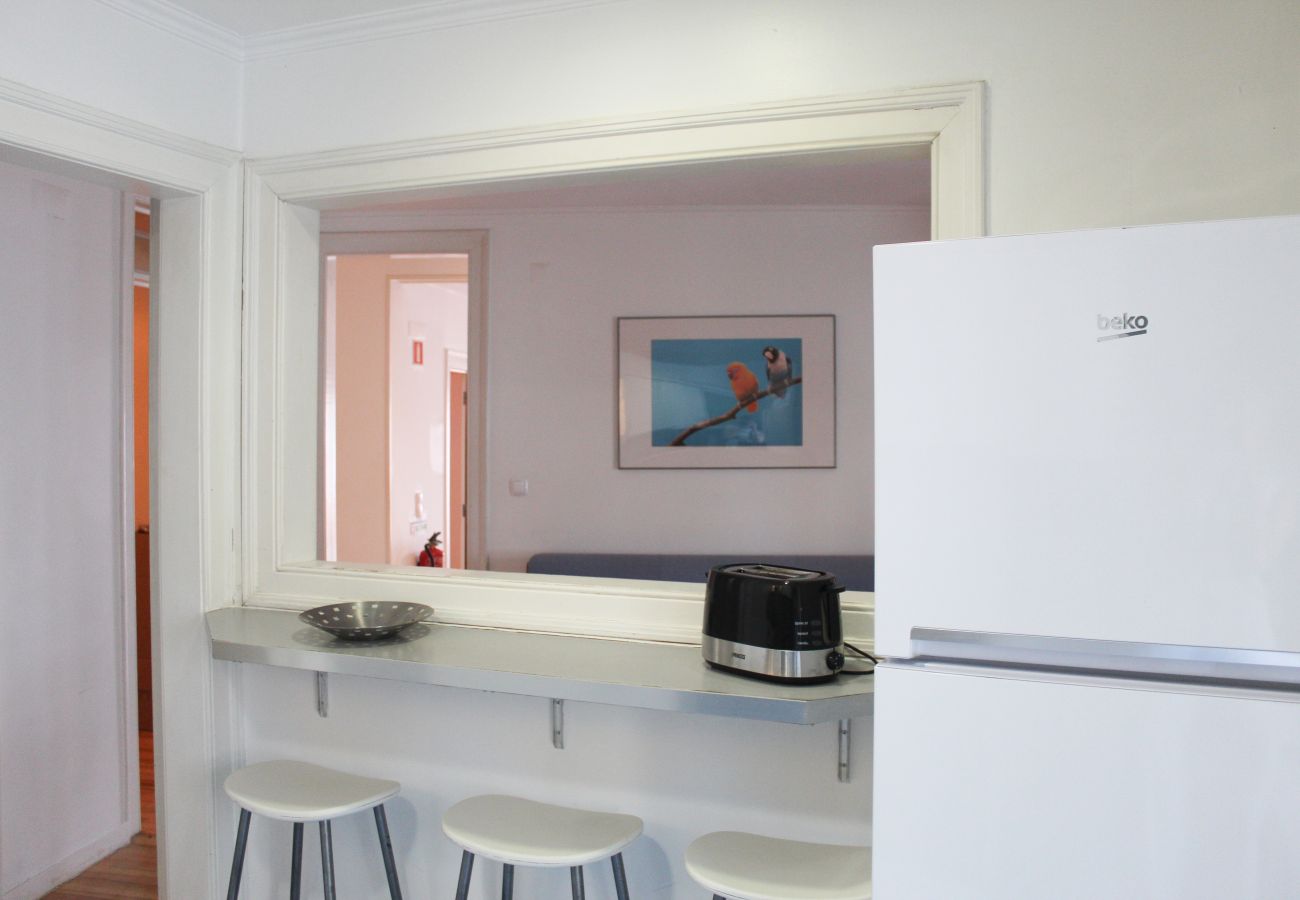 Apartamento em Lisboa - Apartamento em Alfama com varanda - TTL37