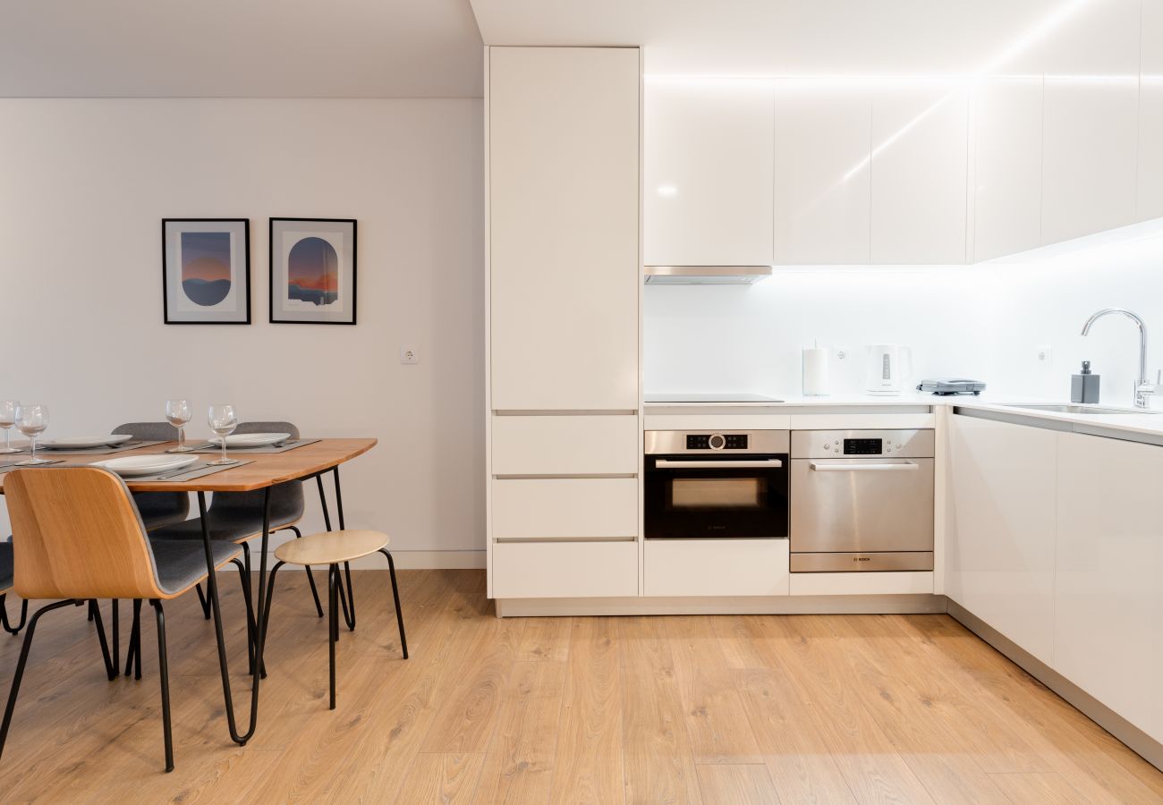 Apartment in Lisbon - Lisbon, 2-Bedroom Flat in a Premium area
